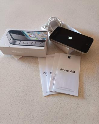 i phone 4s.    16 giga