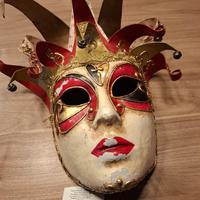 maschere veneziane in carta pesta