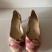 Scarpe con tacco basso