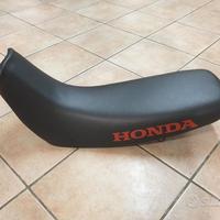 Sella nera nuova Honda Dominator 650