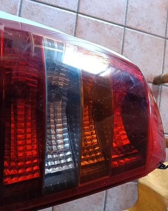 fanale posteriore sx Opel Astra g 3p
