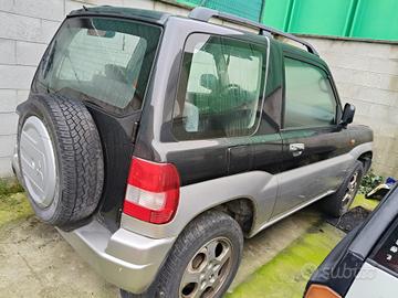 MITSUBISHI PAJERO RICAMBI