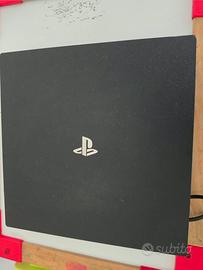 PS4 Pro usata