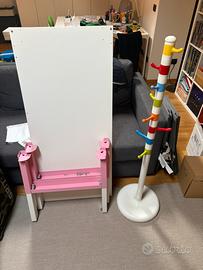 Scrivania bambino ikea e appendino