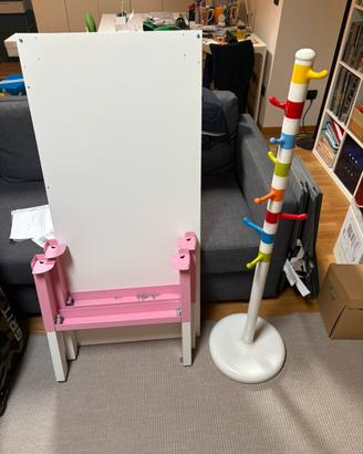 Scrivania bambino ikea e appendino
