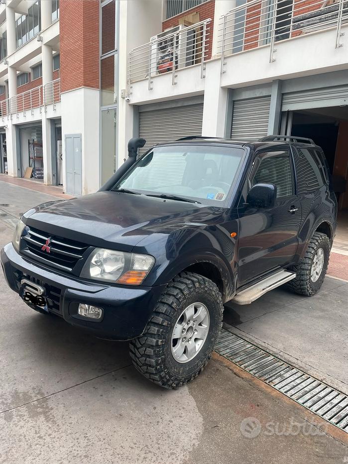 MITSUBISHI Pajero (2000-2007)