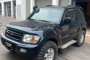 Mitsubishi pajero 2.5 td