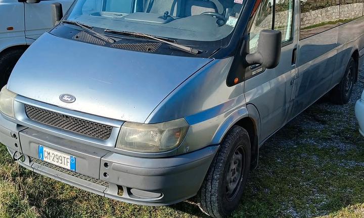 Ford Transit 9 posti