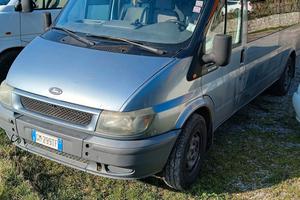Ford Transit 9 posti