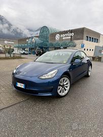 Tesla model 3 awd long range 2022