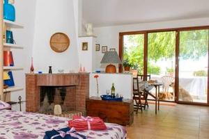 Monolocale con giardino