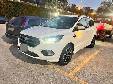 Ford Kuga 1.5 Tdci 120CV ST-Line