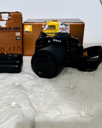 Nikon D7200+18-140 mm