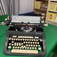 Macchina da scrivere