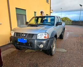 Nissan np300 / navara- 2011