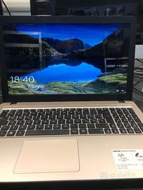 Notebook 15.6" Asus Ram 4gb disco SSD 500gb