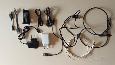 2 caricabatterie USB e 9 cavi micro-USB 