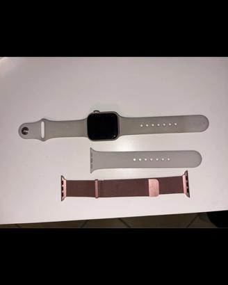 Apple Watch SE ( GPS + cellular 2ª generazione)