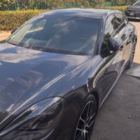 Porsche Panamera ibrid 2022