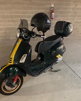 Piaggio Vespa 300 GTS - 2020