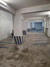 Garage posti moto al coperto video sorvegliato