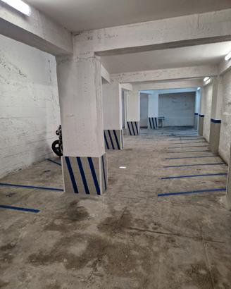 Garage posti moto al coperto video sorvegliato