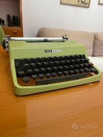 macchina da scrivere Olivetti lettere 32