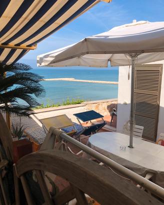 Anzio con spiaggia sotto casa