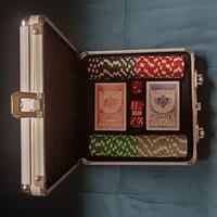 Gioco da tavolo set poker con valigetta