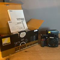 Nikon D7100 con obiettivo 35mm f1.8