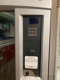 Distributore automatico