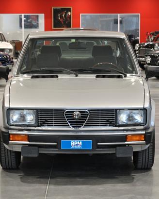 Alfa Romeo Alfetta 2.0 CEM restauro totale UNICA t