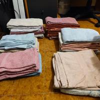 Grossa quantità asciugamani in cotone