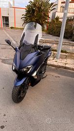 T MAX 530 DX manopole e sedili riscaldabili