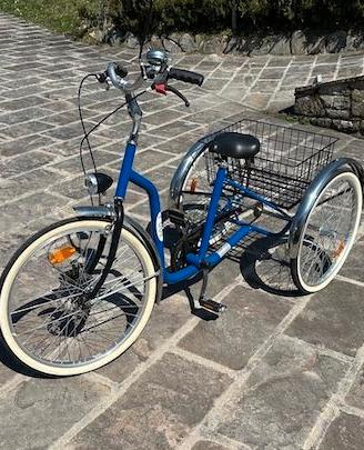 Triciclo bici per adulti nuova mai usata