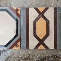 Mattonelle antiche in pastella di cemento