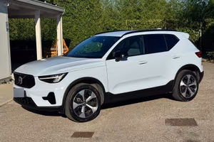 VOLVO XC40 B3 AUTOMATICA PLUS DARK | FULL OPTIONAL