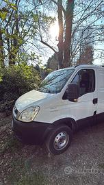 Iveco Daily Minivan 29L10