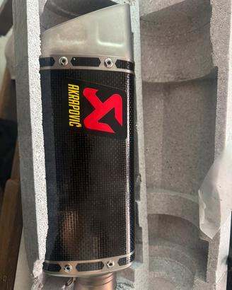 Scarico akrapovic mt09