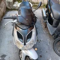 Aprilia sportcity 250