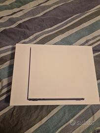 Macbook Air 13" M4 2025 - NUOVO SIGILLATO