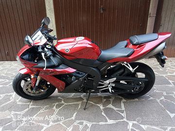 yamaha R1