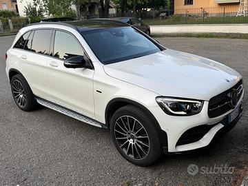 Mercedes-Benz GLC 300 de 4MATIC Plug-In Hybrid