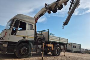 IVECO EUROTECH 2 ASSI GRU PM25 mt 24 CON CESTELLO