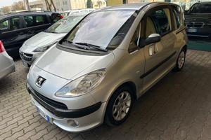 Peugeot 1007 1.4 HDi Trendy