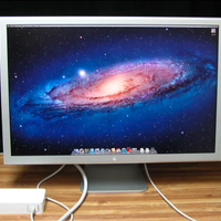 Apple Cinema Display 30"