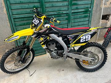 Suzuki rmz 250