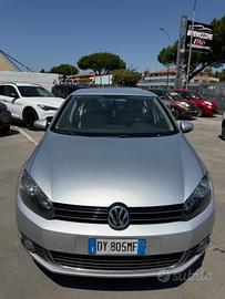 Volkswagen Golf 1.6 TDI full optional