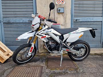 Supermotard HM derapage 50cc