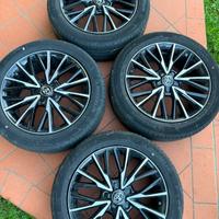 Cerchi in lega Toyota R18x7J - ET50